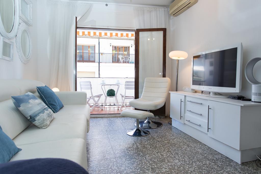 Du Soleil Apart Sitges Exterior photo